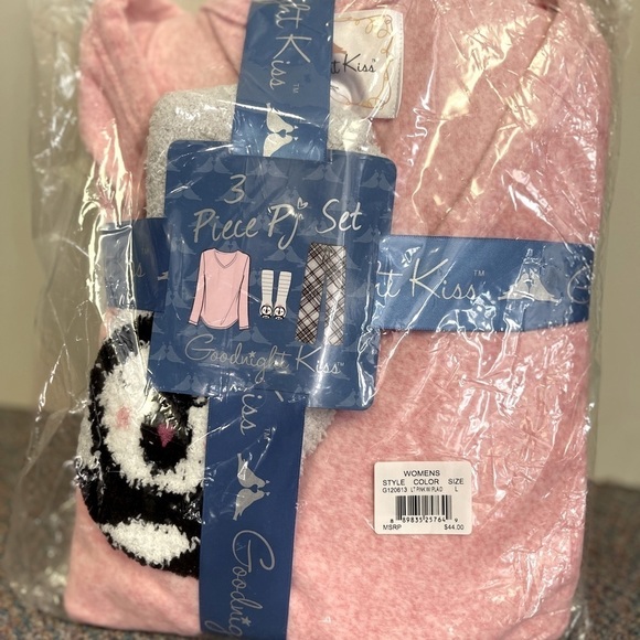Goodnight Kiss Other - A1123-2 Macy’s 3 Piece PJ Set